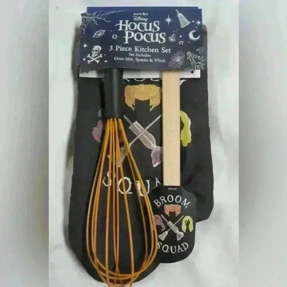 Disney Other - 🚫SOLD🚫 DISNEY HOCUS POCUS - BROOM SQUAD Halloween 3Pc Kitchen Set